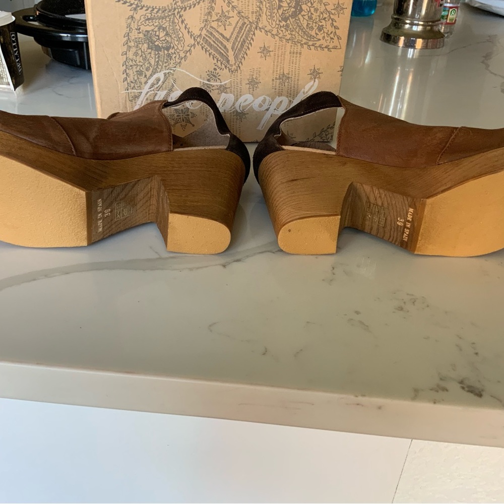 Free People Amber Orchard Clog Platform Leather Wood Brown Womens Size 9 39 NEW - Picture 4 of 11